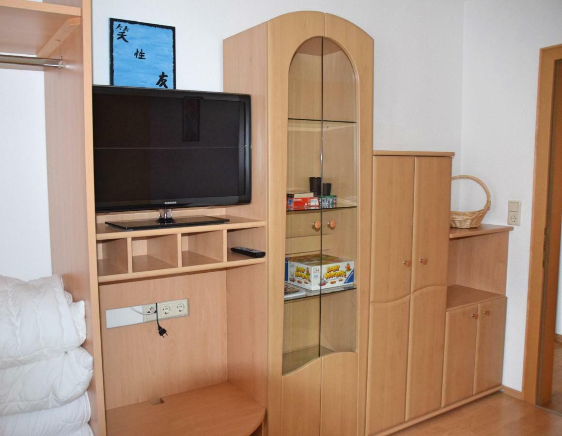 Apart Andrea Appartement Pfunds Buitenkant foto